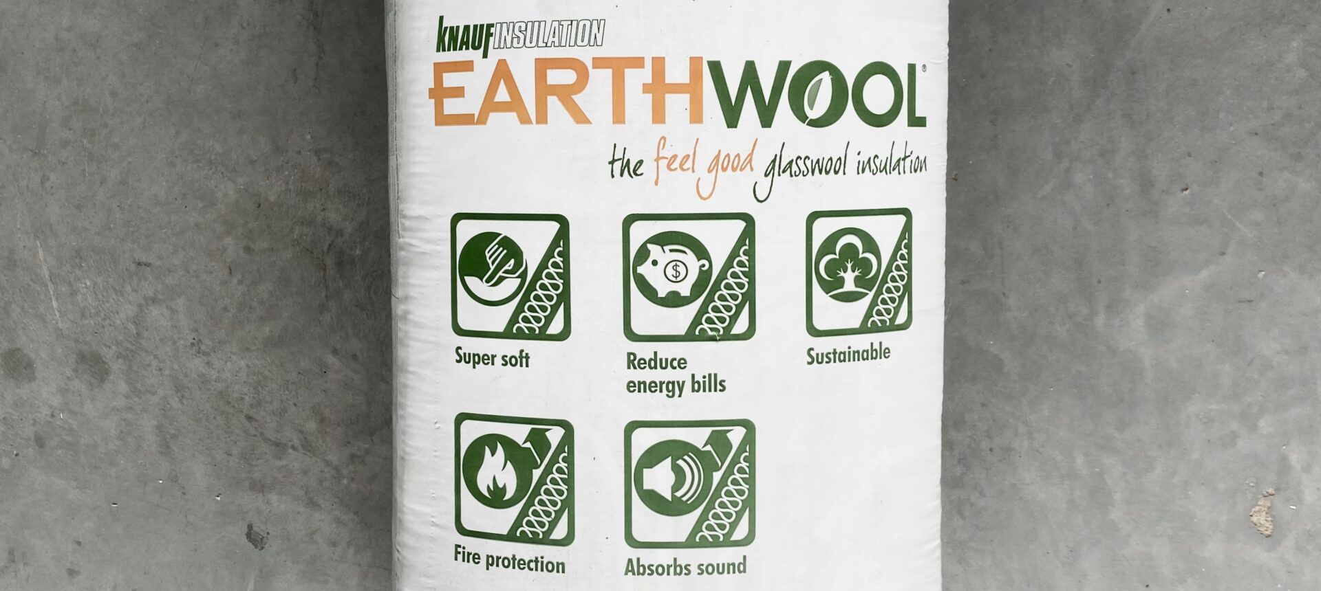 A bag of Knauf Earthwool Insulation
